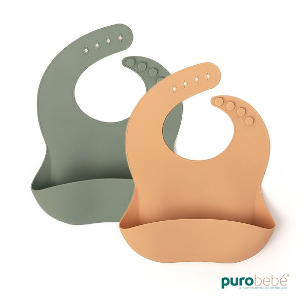 Conjunto de 2 babetes em silicone verde e bege – PuroBebé