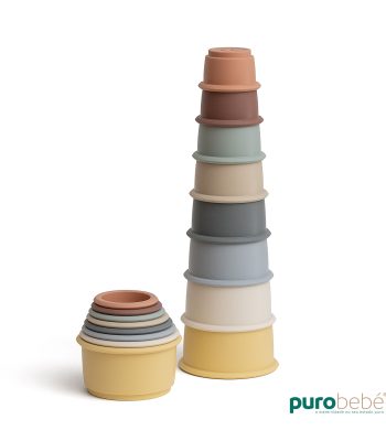 8 copos de empilhar para bebé em silicone multicolorido – PuroBebé
