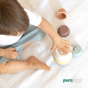 Copos de empilhar multicoloridos em silicone – PuroBebé