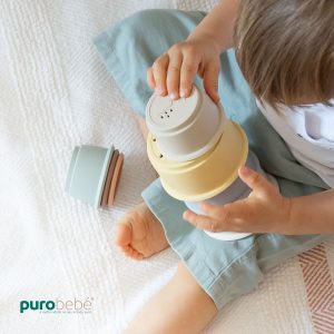 Conjunto de copos de empilhar coloridos em silicone – PuroBebé